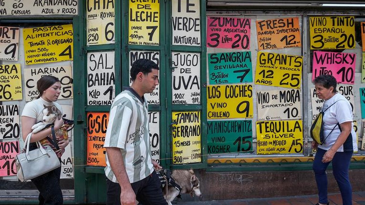 Venezuela waxay ka furtay xadka qaar ka mid ah warbaahinta la xirey muddo sanooyin ah