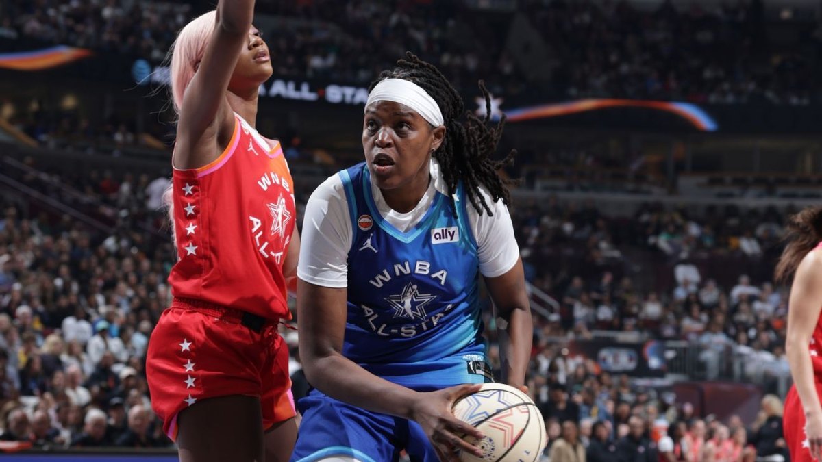 Jonquel Jones Oo Ka Mid Noqotay Ciyaaryahanka Ugu Fiicnaa Tartankii Xiddigaha WNBA