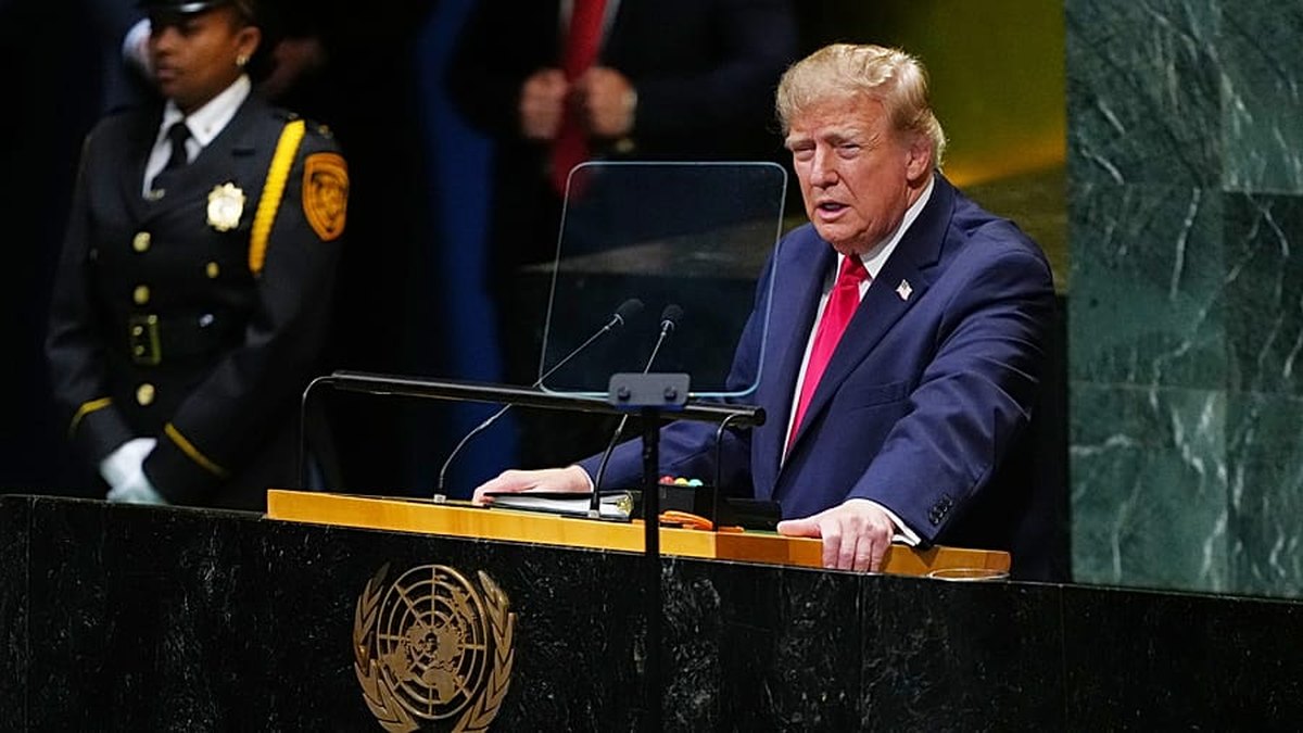 Madaxweyne Trump wuxuu sheegay inuu go'aan adag ku hayo Iran: 'Annihilate' ama 'Deal'?