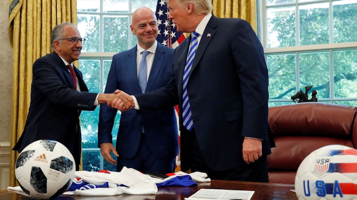 FIFA waxay sii wadayaa qorsaheeda maalgashi ee gaarka ah inkastoo ay mucaaradnimo baahsan jirto