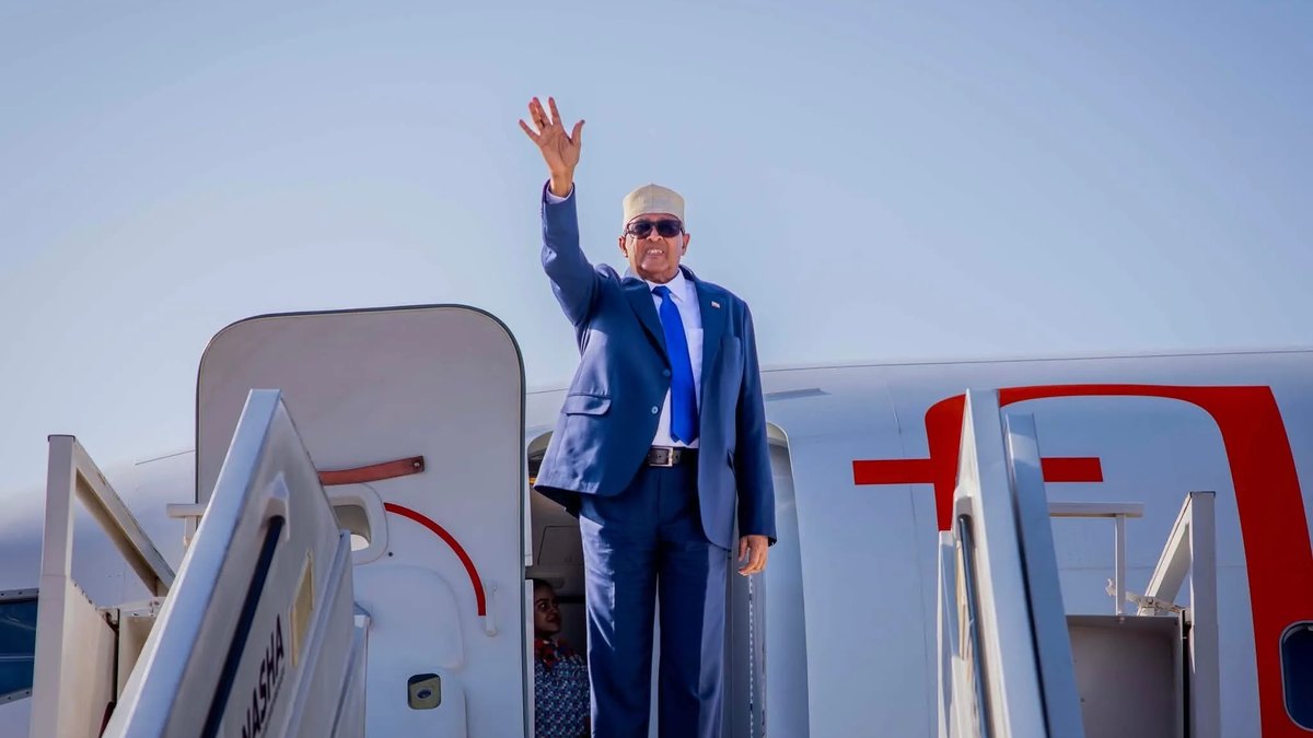Madaxweyne Cirro oo ku wajahan Imaaraadka iyo Maraykanka, halka Madaxweyne Xasan Sheekh uu u socdo Washington