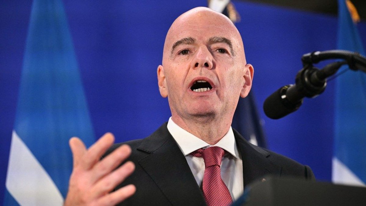Infantino oo warqad furan ku eedeeyay dhaleeceeyayaasha Koobka Adduunka inay nacayb faafiyaan
