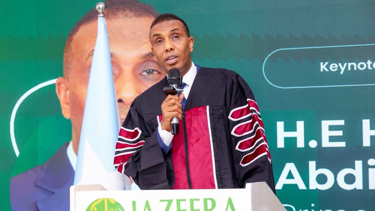 Ra'iisul Wasaare Hamza: Waxbarashadu Haddii Uusan Bedelin Qofka, Ma Aha Waxbarasho