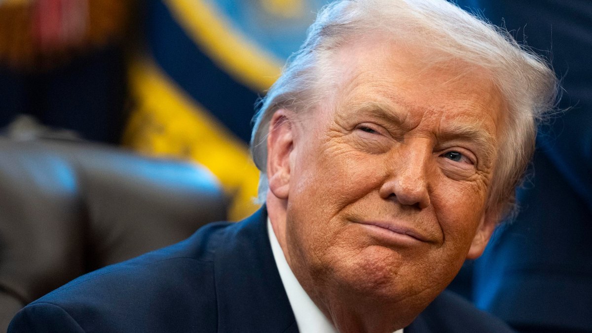 Madaxweyne Trump wuxuu amray in dowladda Mareykanka ay ku bixiso AI-ka magaca 'Super Intelligence'