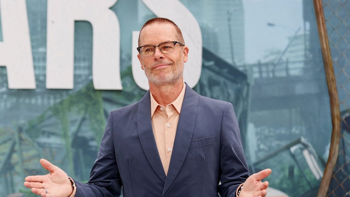 Guy Pearce wuxuu sheegay in Rupert Murdoch uu farxad badan ka qabo inuu ciyaaro filim cusub