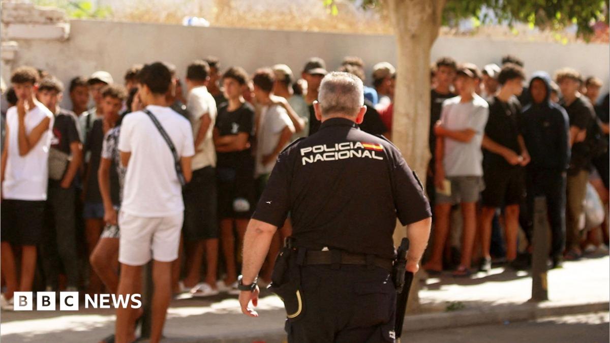 Kumaan Muhaajiriin Ah Oo Weli Ku Sugan Ceuta Kadib Dhibaatadii Soohdinta