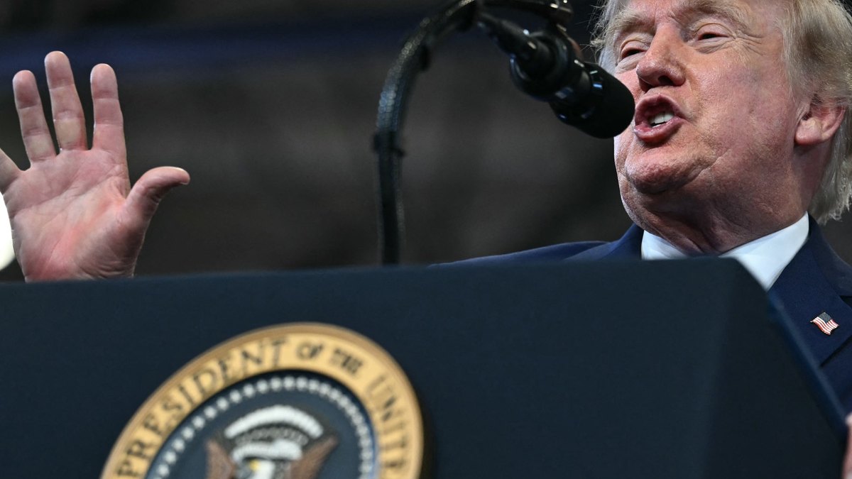 Trump Wuxuu Sheegay In Marinka Hormuz Uu Dhawaan Ka Mid Noqon Doono Marinka Maraykanka