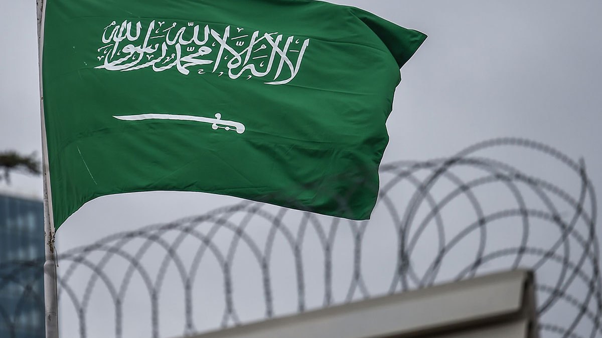 Dagaalka Hargabka: Difaaca Cirka Sacuudiga oo Isku-dib-u-dhigay Shanaad iyo Toban Kacaan oo Ku Socday Magaalada Taif iyo Yanbu