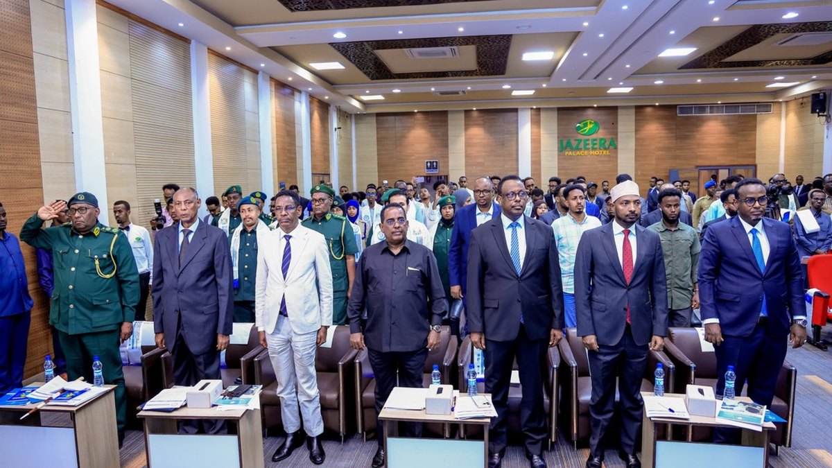 Wasiiradda Arrimaha Gudaha oo Daah Furay Sharciga Cadaaladda Carruurta ee Soomaaliya