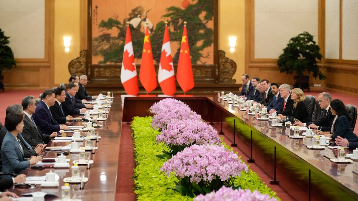 Mareykanka Oo Cunaqabateyn Cusub Saaray Iran; Shiinaha Oo Degganaa Marka La Barbardhigo