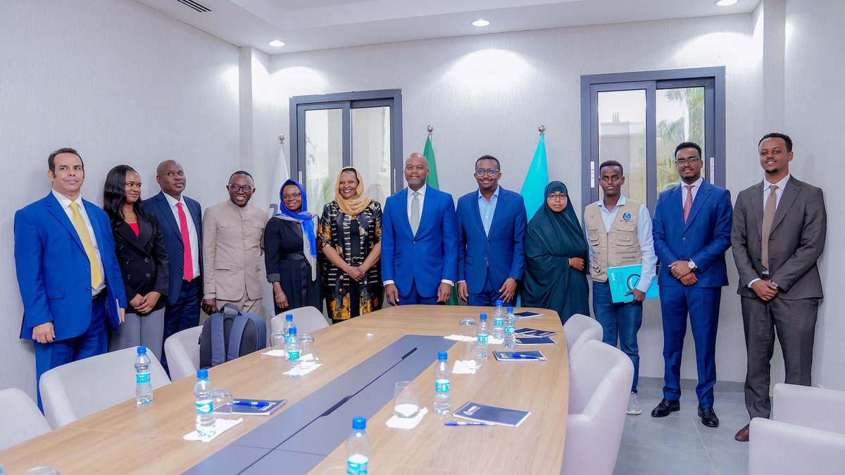 Madaxweynaha Ganacsiga Afrika oo kulan la yeeshay ururka shaqaalaha Soomaaliya