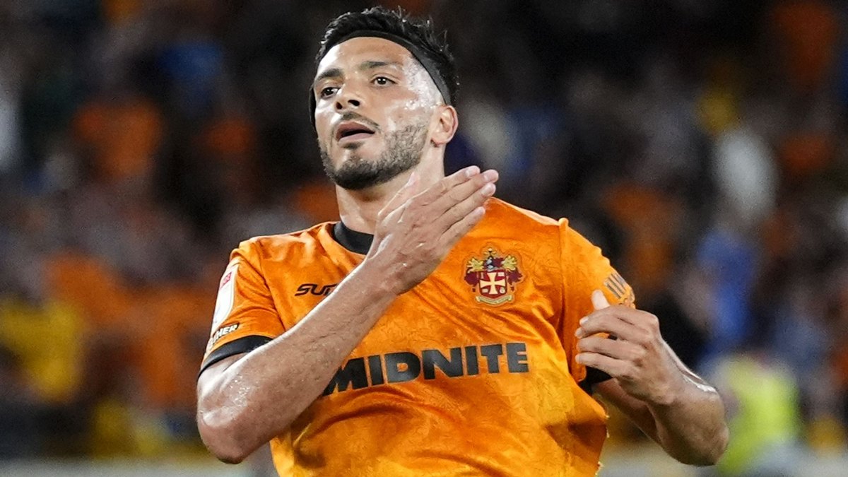 Jimenez oo dib ugu soo laabtay Molineux ayuu barbarahiisii gool dambe ku badbaadiyay