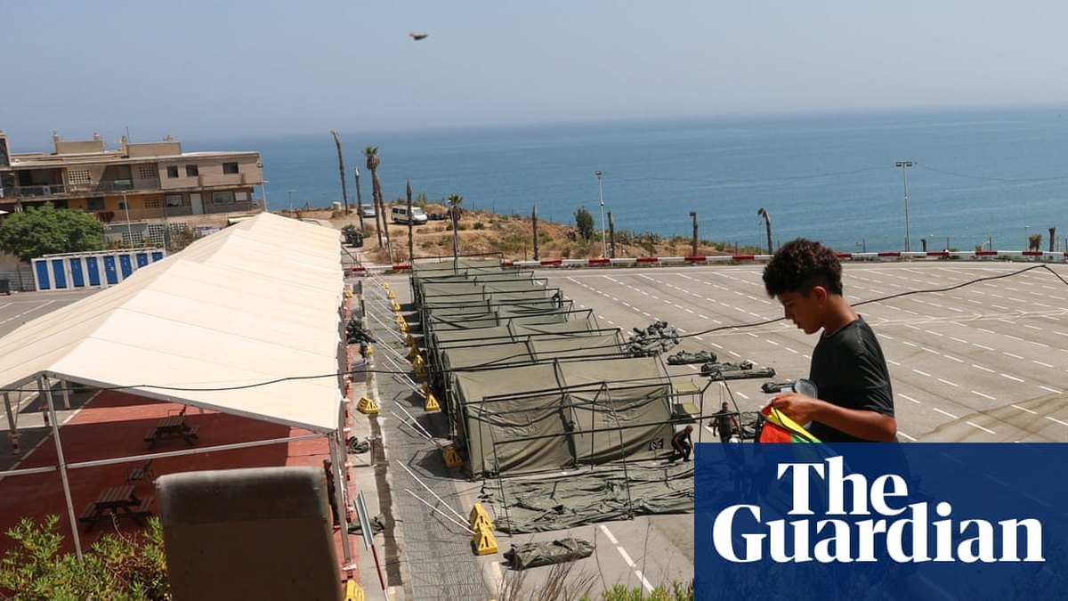 Spain ayaa ogolaatay in 500 carruur ah oo ku sugan Ceuta ay u gudbaan dhulka galbeedka