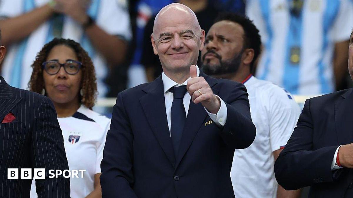 Infantino oo la kulmaya hoggaamiyayaasha sare ee Fifa ee Morocco