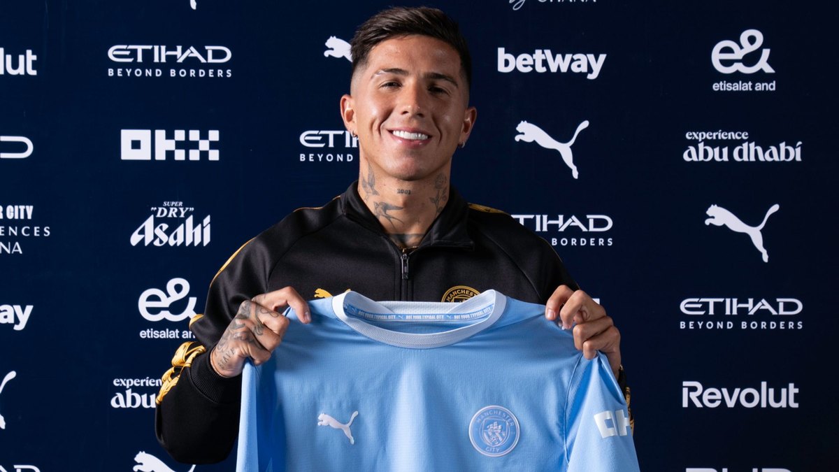 Man City waa kuwii ugu dambeeyay ee Enzo Fernandez ka iibsata Chelsea oo lacagta British record ah ku dhigay