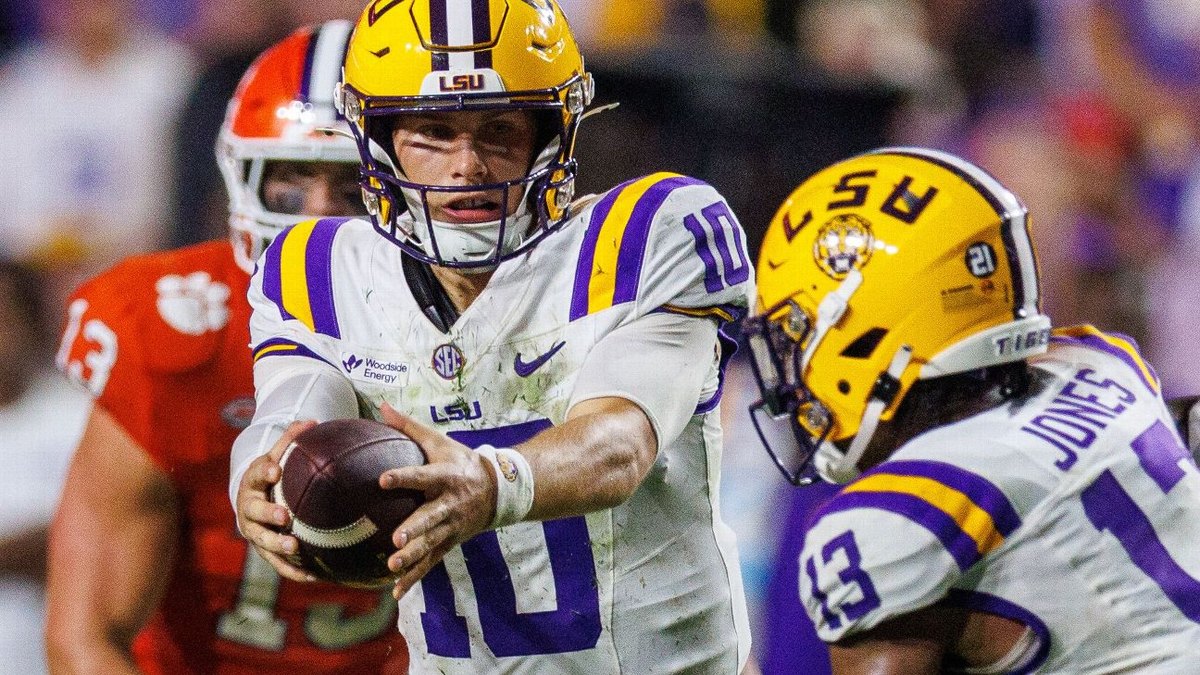 Kiffin wuxuu ku guuleystay ciyaaraha ugu waaweyn ee Labor Day, isagoo ka dhigay in LSU ay ku guuleysato 51-10