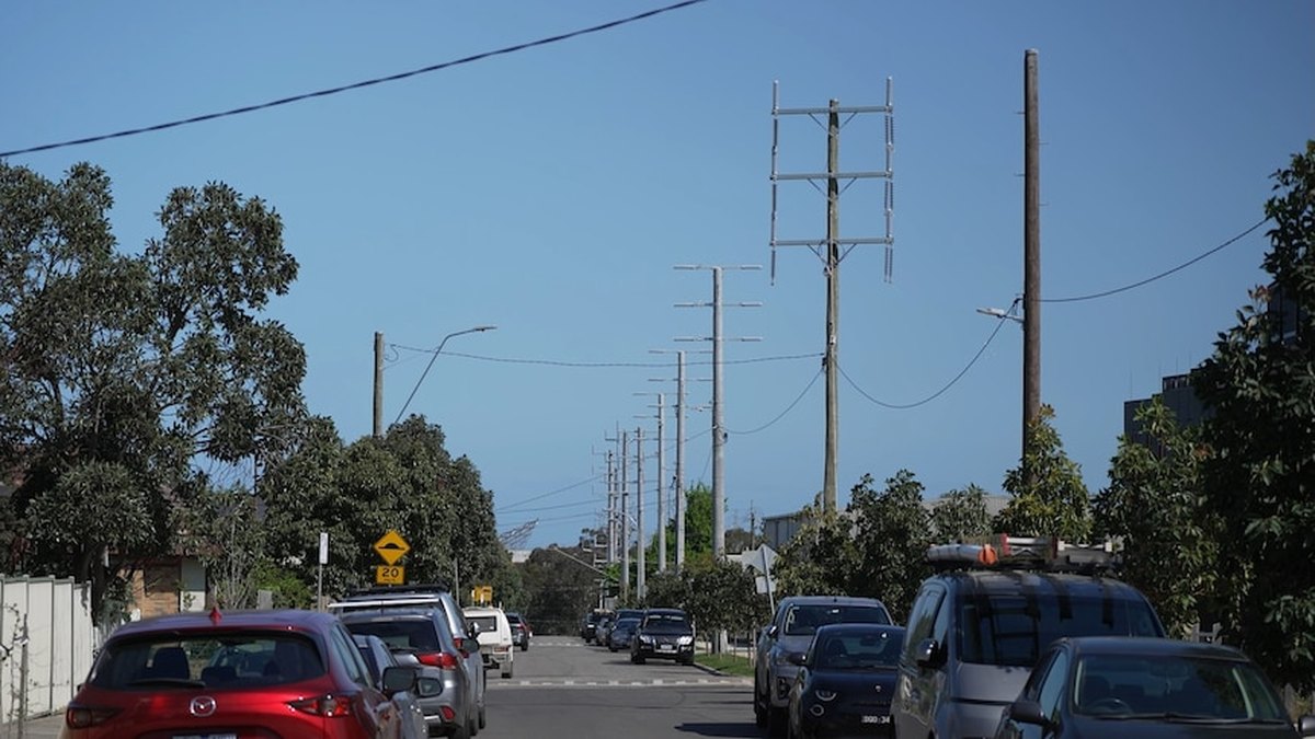 Xarumo Macluumaadka oo Ka Dhex Baxaya Magaalada Melbourne: Qololka Cabbirka iyo Xadka Voltagga