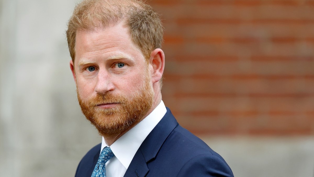 Xeerka Qarsoodi ee Ingiriiska: Harry iyo Saddexda Kale waa inay Bixiyaan $13 Milyan