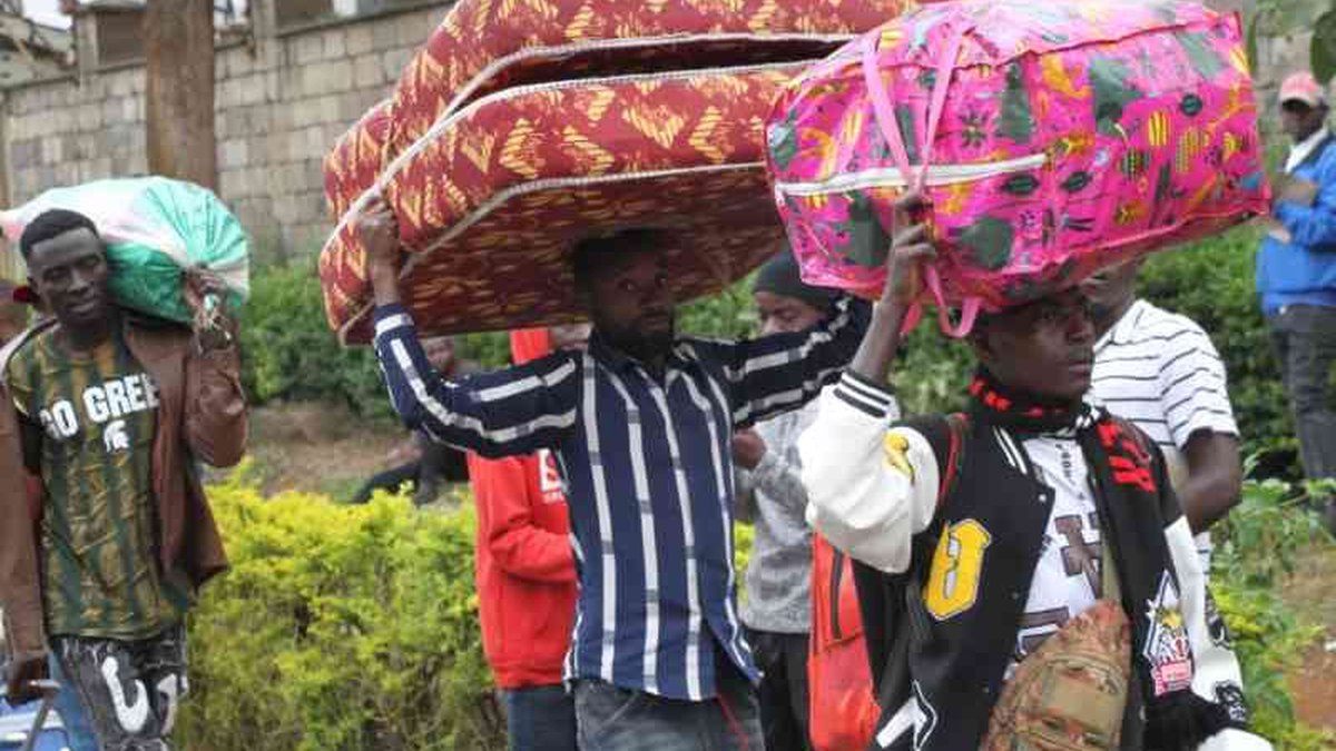 Dowladda Kenya waxay ka dhigatay 90 maalmood amar hore u ahaa 5 maalmood oo lagu xiray ganacsiyada dibadda ka yimaada