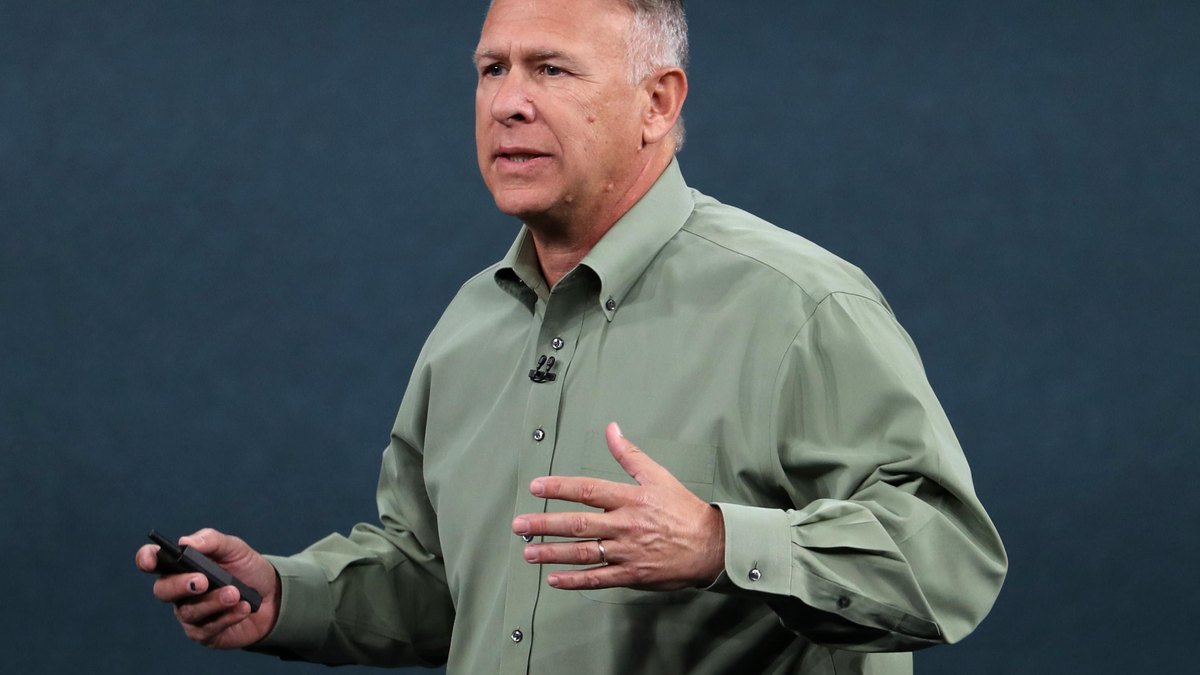 Phil Schiller wuxuu ka tagayaa shaqadiisa ugu weyn ee Apple