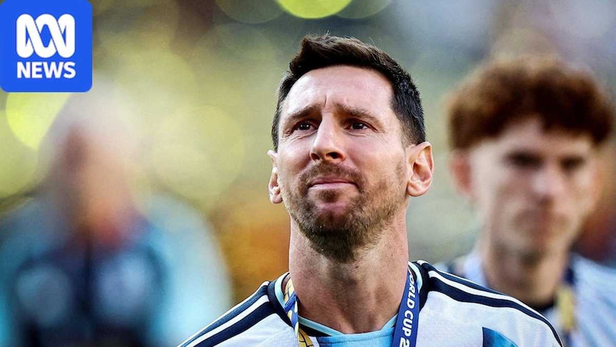 Lionel Messi wuxuu sheegay inuu ka baxayo kooxda qaranka Argentina