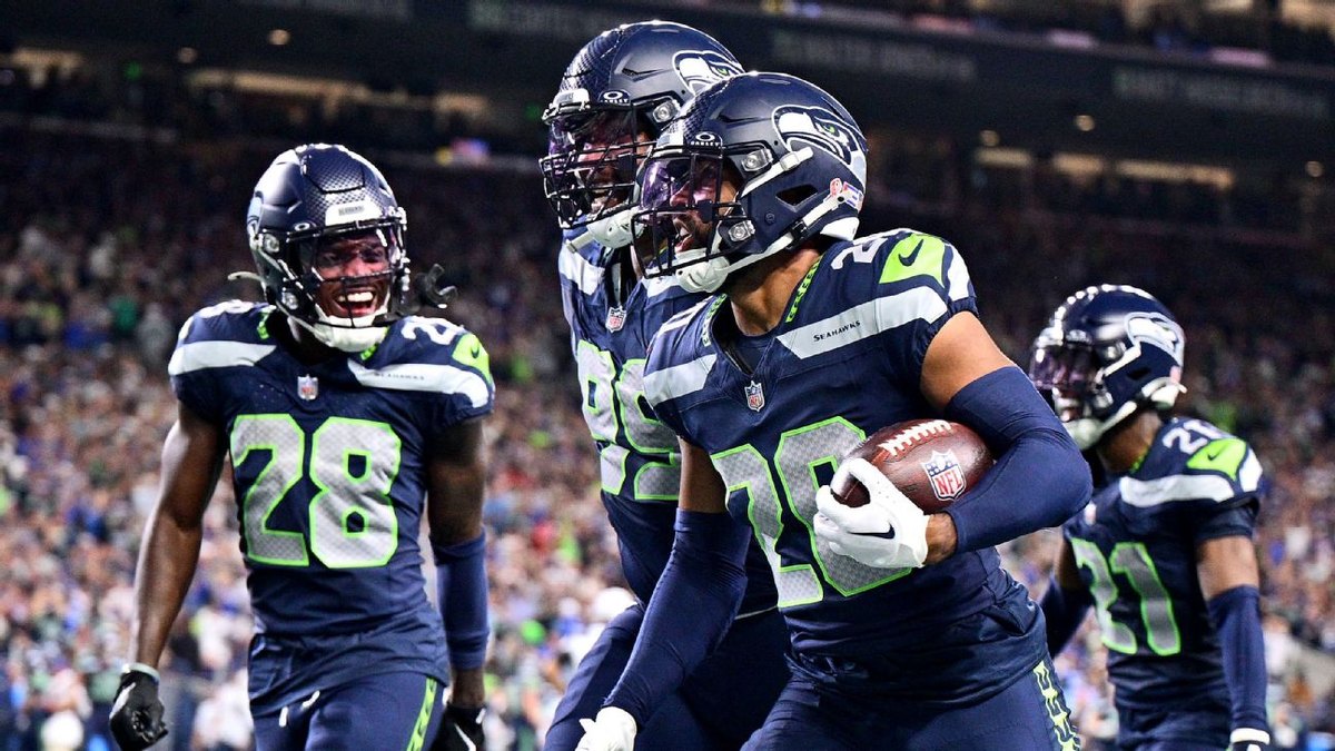 Drew Lock wuxuu ku soo biiray ciyaarta, Seattle ayaa uga badisay New England 13-10