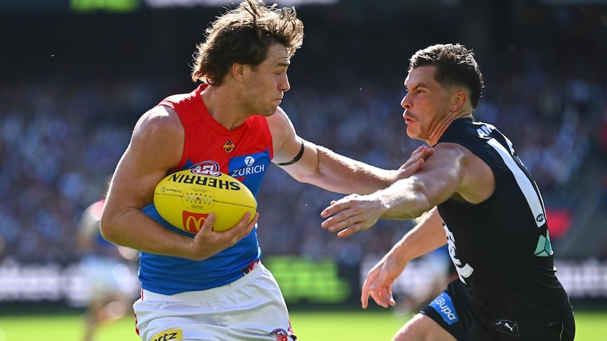 Melbourne iyo Carlton oo isku dhaceya ciyaar tayo-sarre ee AFL garoonka MCG