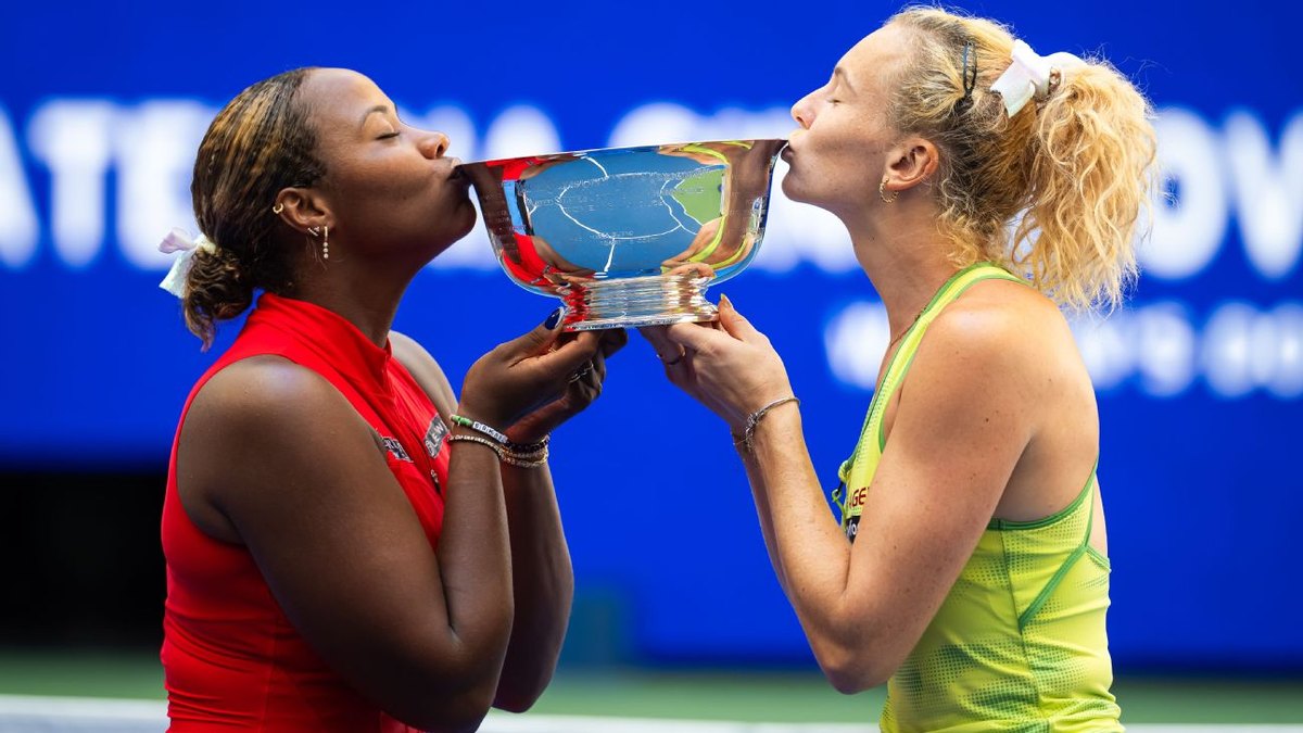 Taylor Townsend iyo Katerina Siniakova ku guuleysteen tartanka US Open ee ciyaaraha labada, waxayna dhameystireen Grand Slam-ga carruurta