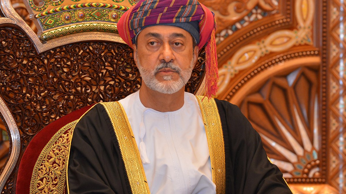Oman's Sultan and France's Macron Call for Strengthened Regional Security Ties