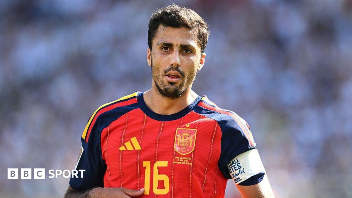 Rodri wuxuu ku biiray Barcelona kadib markii uu ka tagay Manchester City