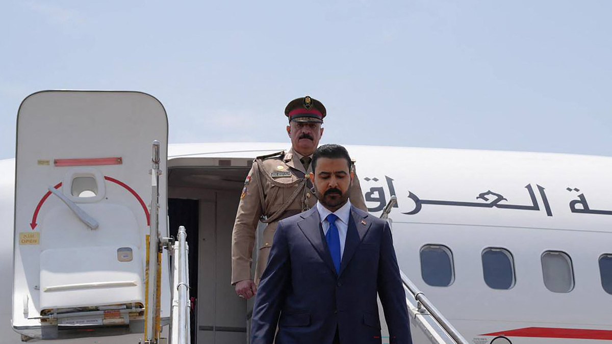 Raiisel Wasaaraha Ciraaq Ali al-Zaidi oo booqasho rasmi ah ku tagay Iran
