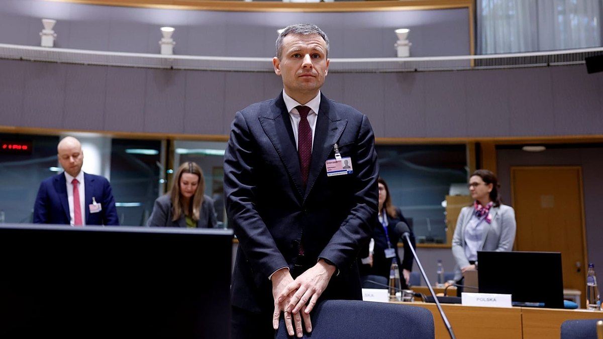Ukraine waxay u baahan tahay tallaabooyin adag oo lagu xaliyo khasaaraha dhaqaale ee 78 bilyan ee 2027