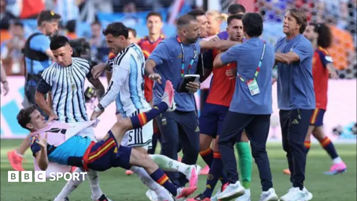 Gavi oo leh Paredes ha xayirin FIFA ka dib dhacdadii garoonka ee finalka