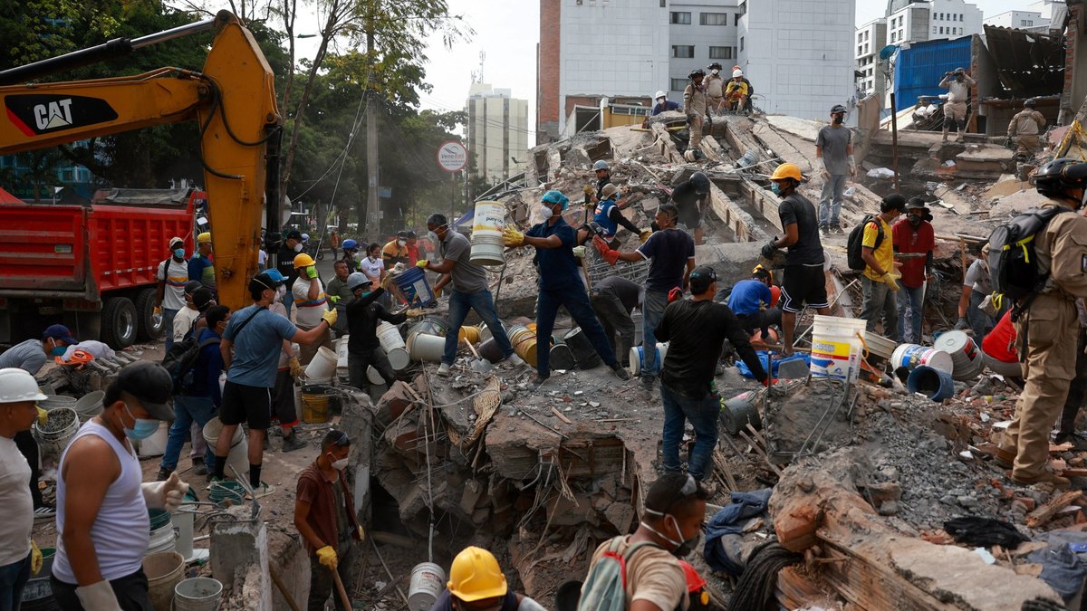Colombia Oo Saddex Maalmood oo Baroor-diiqin Qaran Ku Dhawray Ka dib Dhulgariir Dilaa ah