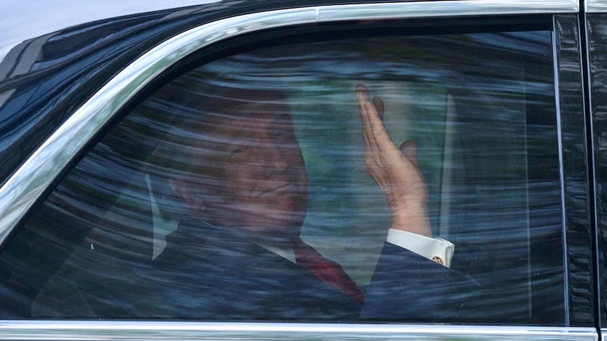 Madaxweyne Trump wuxuu ka hadlayay munaasabad, laakiin warbaahinta ma aysan arkin waxba