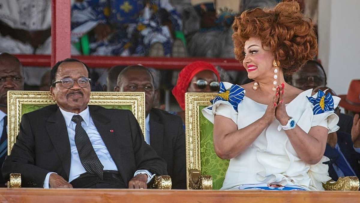 Madaxweynaha Cameroon Paul Biya oo lagu dhaleeceeyay safar dheer oo Switzerland ah