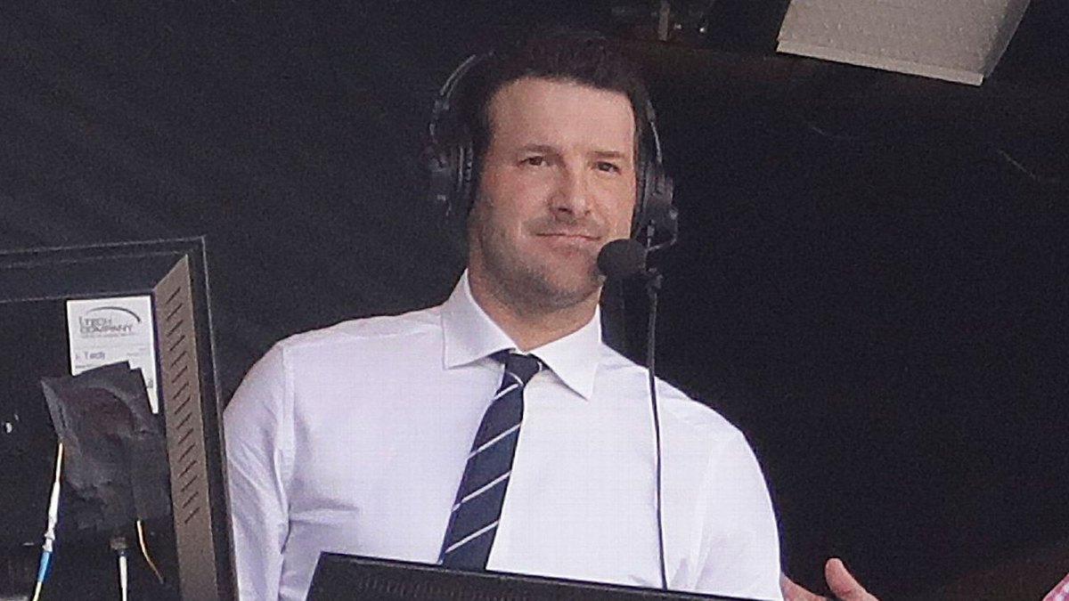 Tony Romo oo fasax laga saaray CBS Sports kadib xarrestiisii darawalnimo oo aan ku xaddidanayn