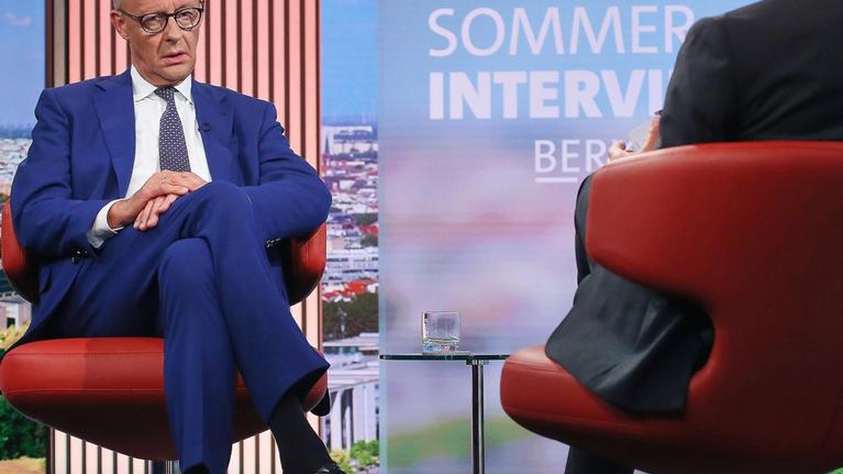 Baaritaanka Xaqiiqada: Merz oo qaldan ku hadlaya hoos u dhaca magangalyada iyo deynta Jarmalka