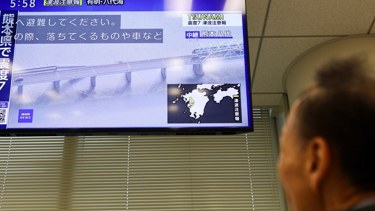 Dhulgariir baaxad leh oo dhacay Kumamoto, Japan, oo keentay digniin tsunami