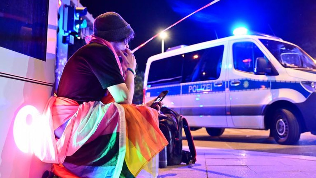 Berlin waxay joojisay bandhigga CSD Pride ka dib dhacantii bilayska ee Tiergarten
