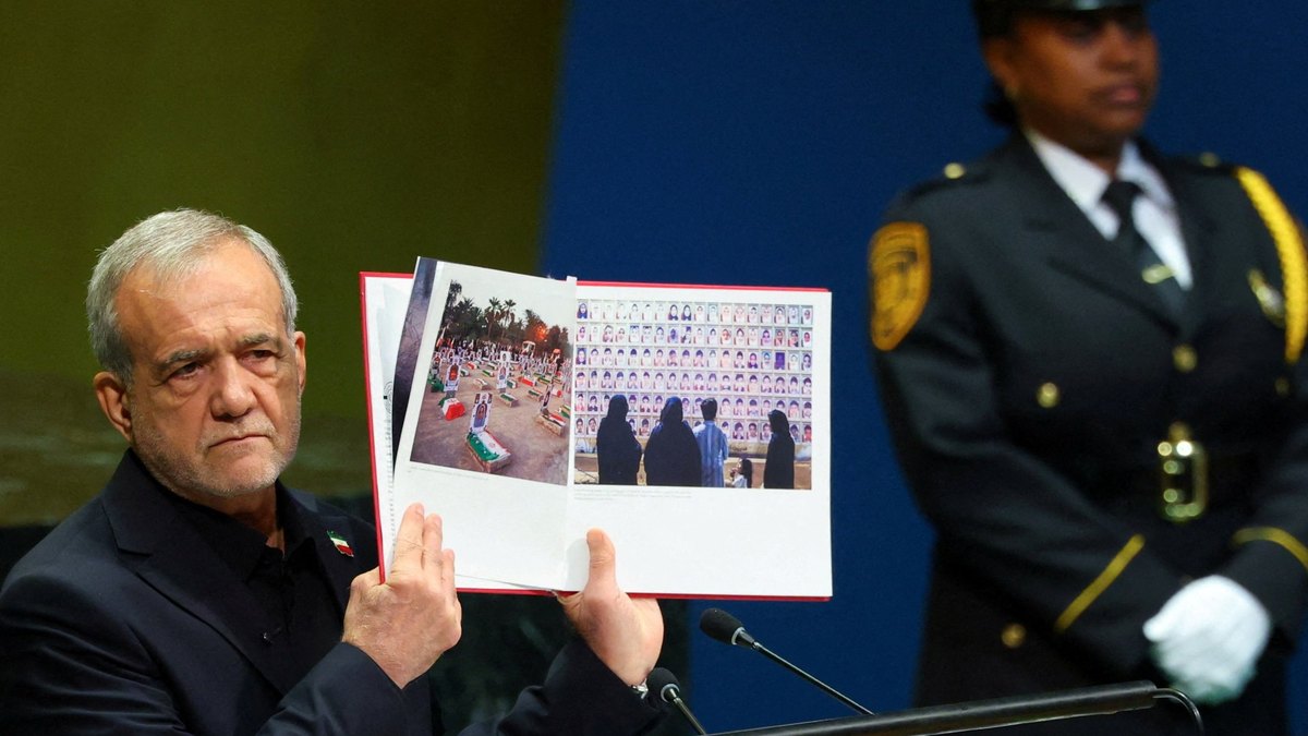 Tariikadda Iran: Tehran wuxuu sheegay inay diyaar u tahay wadahadallo, balse waxay si adag uga jawaabtay hadallada Maraykanka