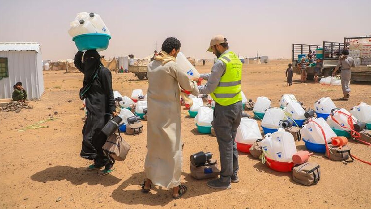 UN-ka oo cambaareysay weerarada Houthi ee Soomaaliya, iyadoo qaxootiga Yemen ay gaareen 130,000