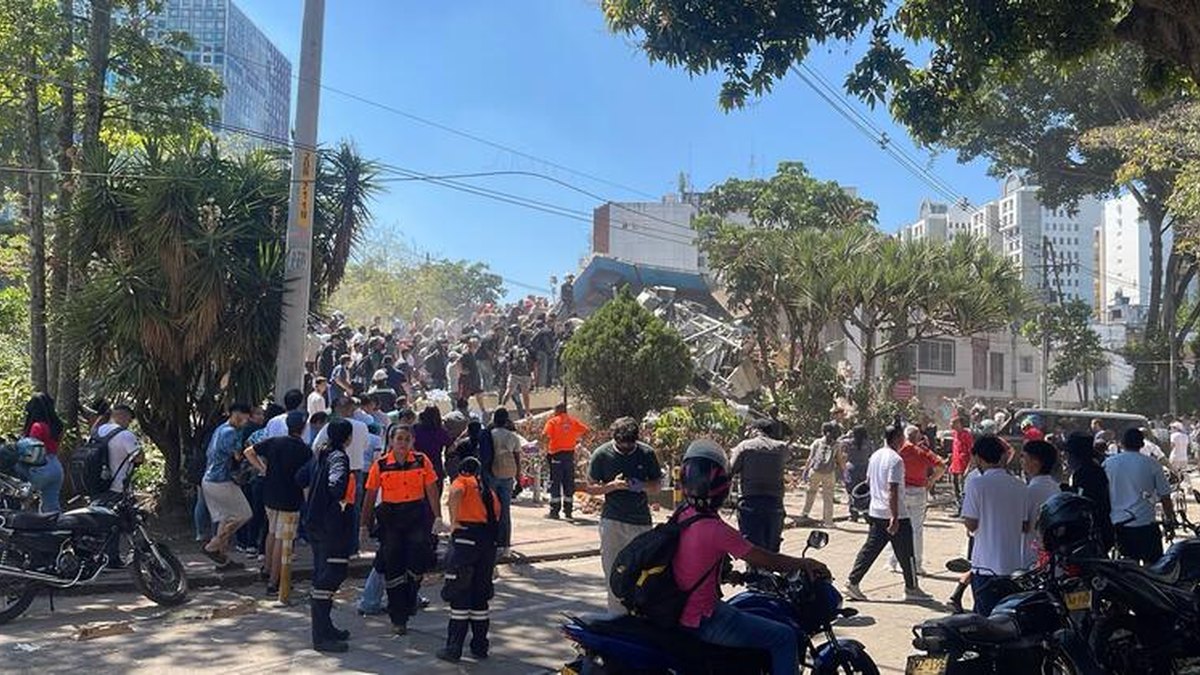 Dhulgariir baaxad weyn oo ka dhacay Galbeedka Kolombiya ayaa ku dhintay in ka badan 110 qof