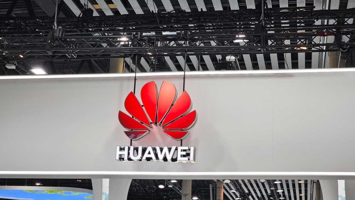 Huawei waxay ka horreysatay jadwalkeeda: chipka AI-ka cusub ee Ascend 960DT ayaa la filayaa in la soo bandhigo bishii January 2027