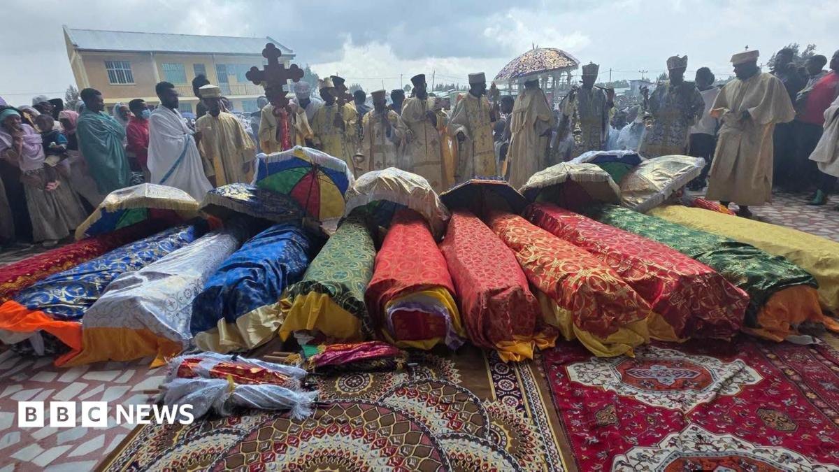 Dhul-go' ka dhacay suuqii quduuska ahaa ee Tsadqane Debre Mitmaq St Mary wuxuu naaxay 14 qof