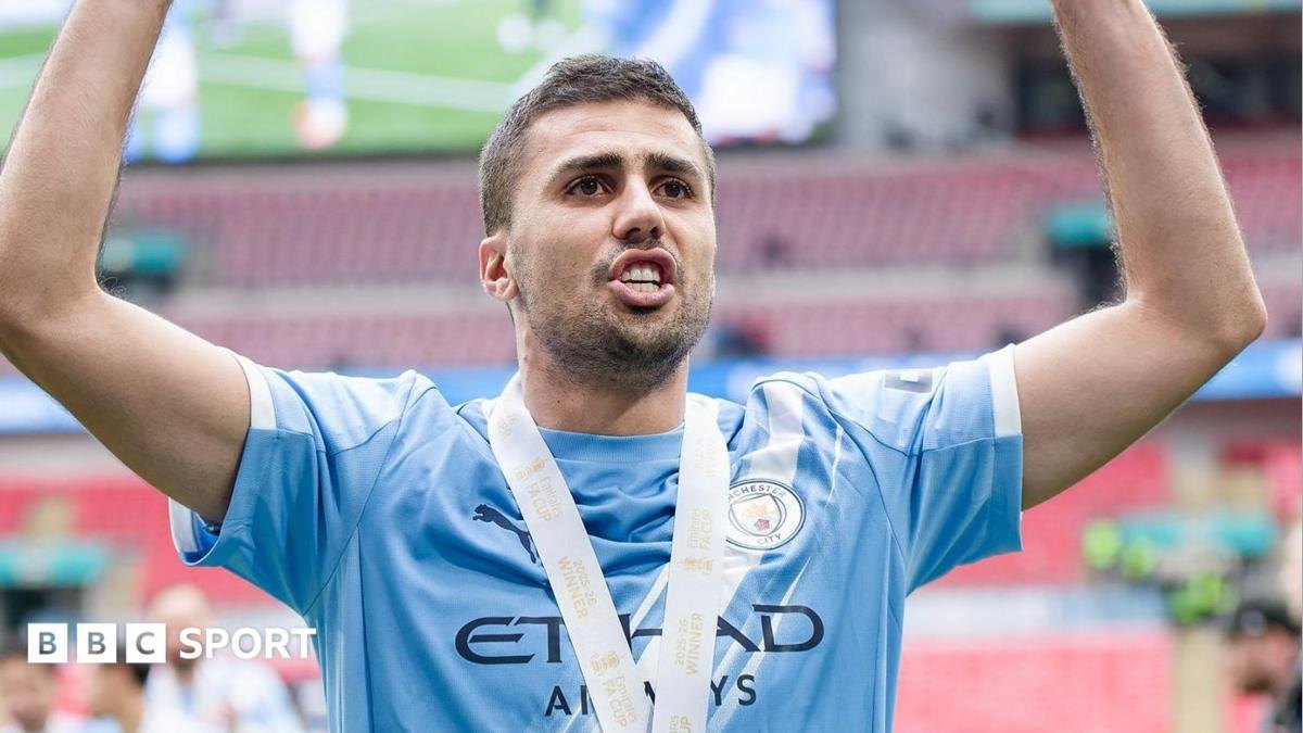 Manchester City Oo Diiday Dalabka Barcelona ee Rodri, Waxayna Wada Hadal Galayso Bouaddi