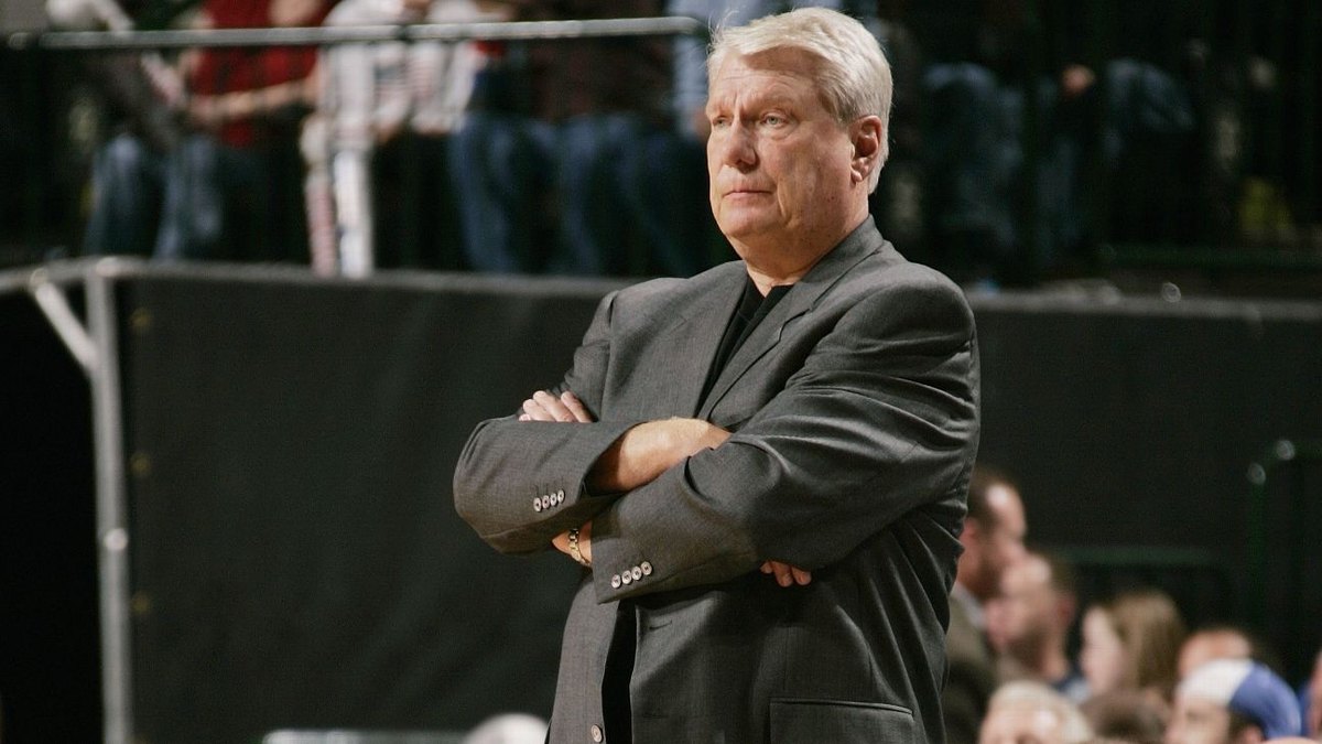 Don Nelson, tababaraha labaad ee ugu guulaha badan NBA, ayaa dhintay 86 jir