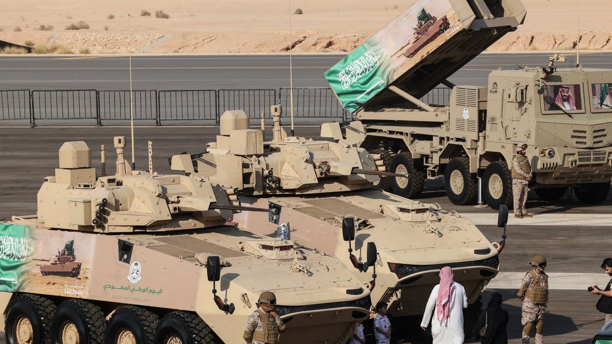 Biritaniya waxay siinaysaa Sacuudiga taageero dagaal ka dhan ah kooxda Houthi