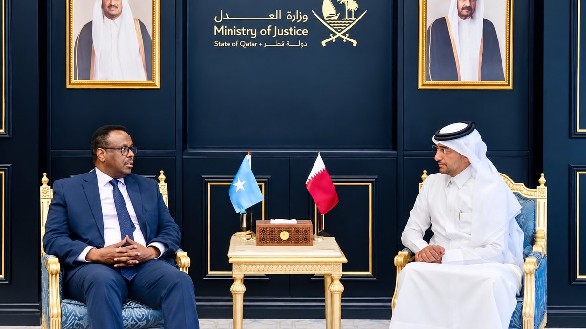 Somaliya iyo Qatar Wada Hadlayaan Xoojinta Iskaashiga Arrimaha Xukunka iyo Sharciga