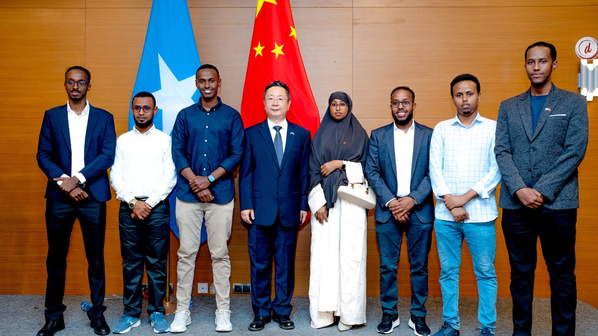 Korodhka Deeqaha Waxbarasho ee Shiinaha iyo Tababbarka Xirfadaha ee Saraakiisha Soomaaliya